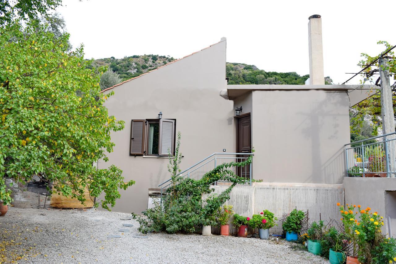 Villa Portreto Kambanos Esterno foto